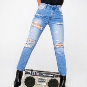 Distressed boyfriend jeans